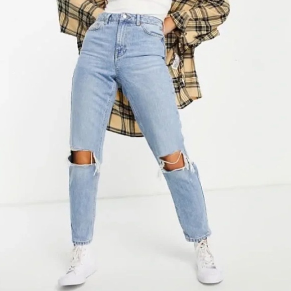 Topshop Denim - TOPSHOP Women's Light Mom Jeans Ripped jeans  Size 26 Length 30